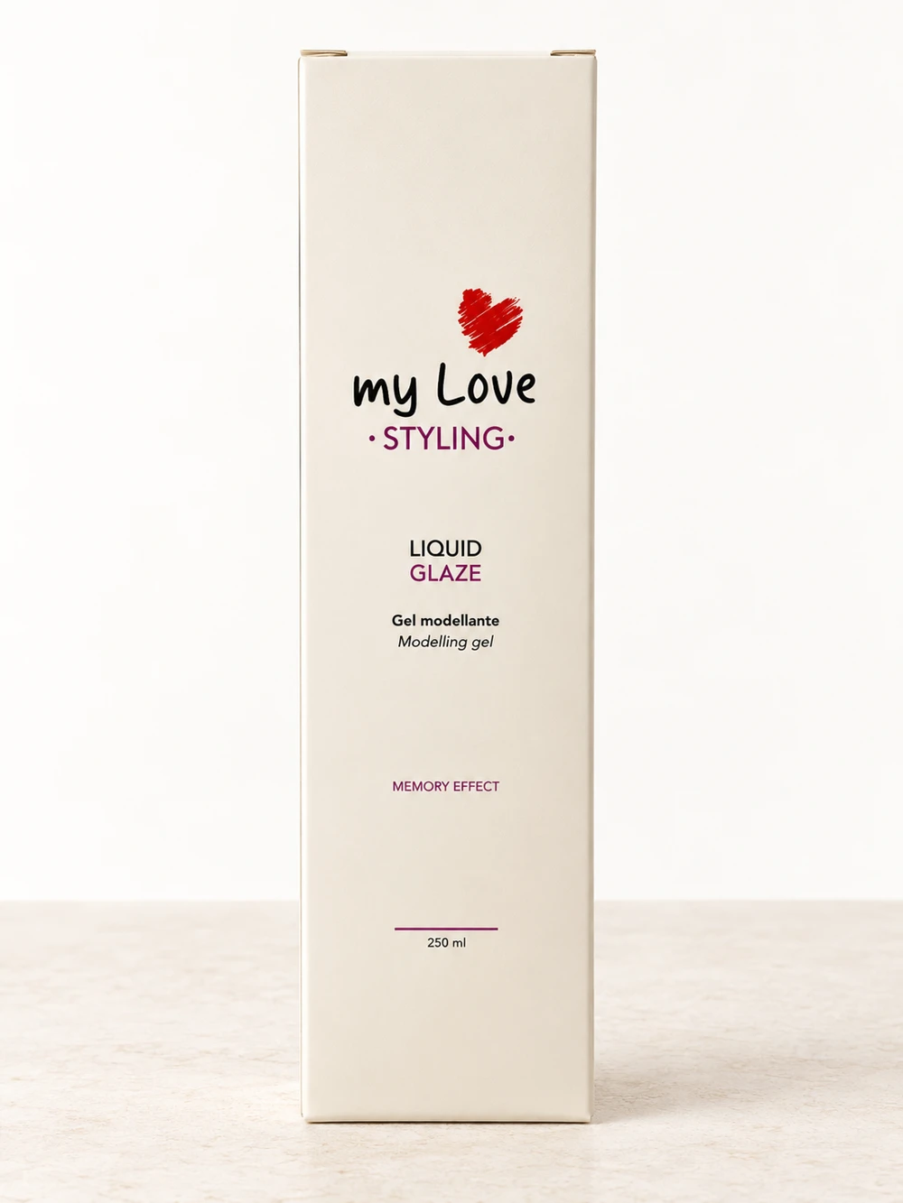myLove Liquid Glaze, emballage original sur fond clair